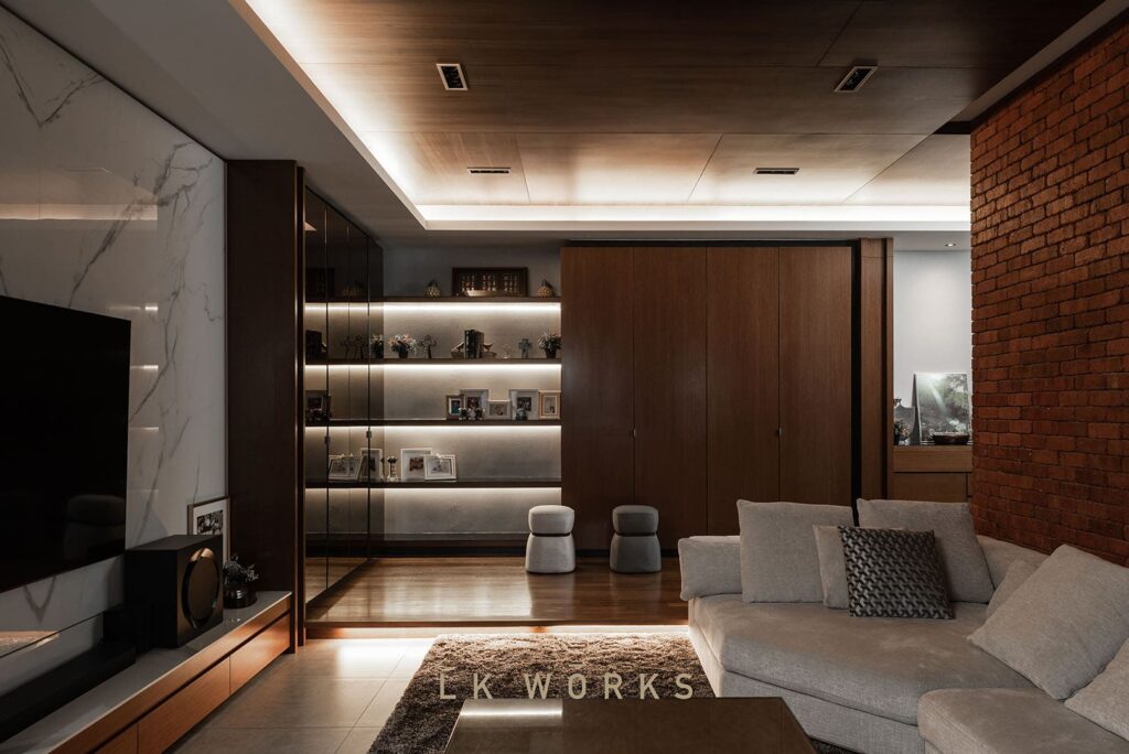 VillaFortyTwo_P1